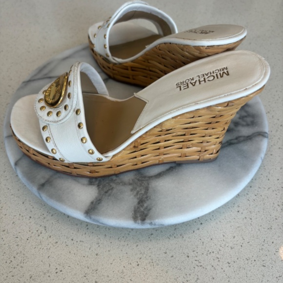 Michael Kors wedge sandals - Picture 2 of 4